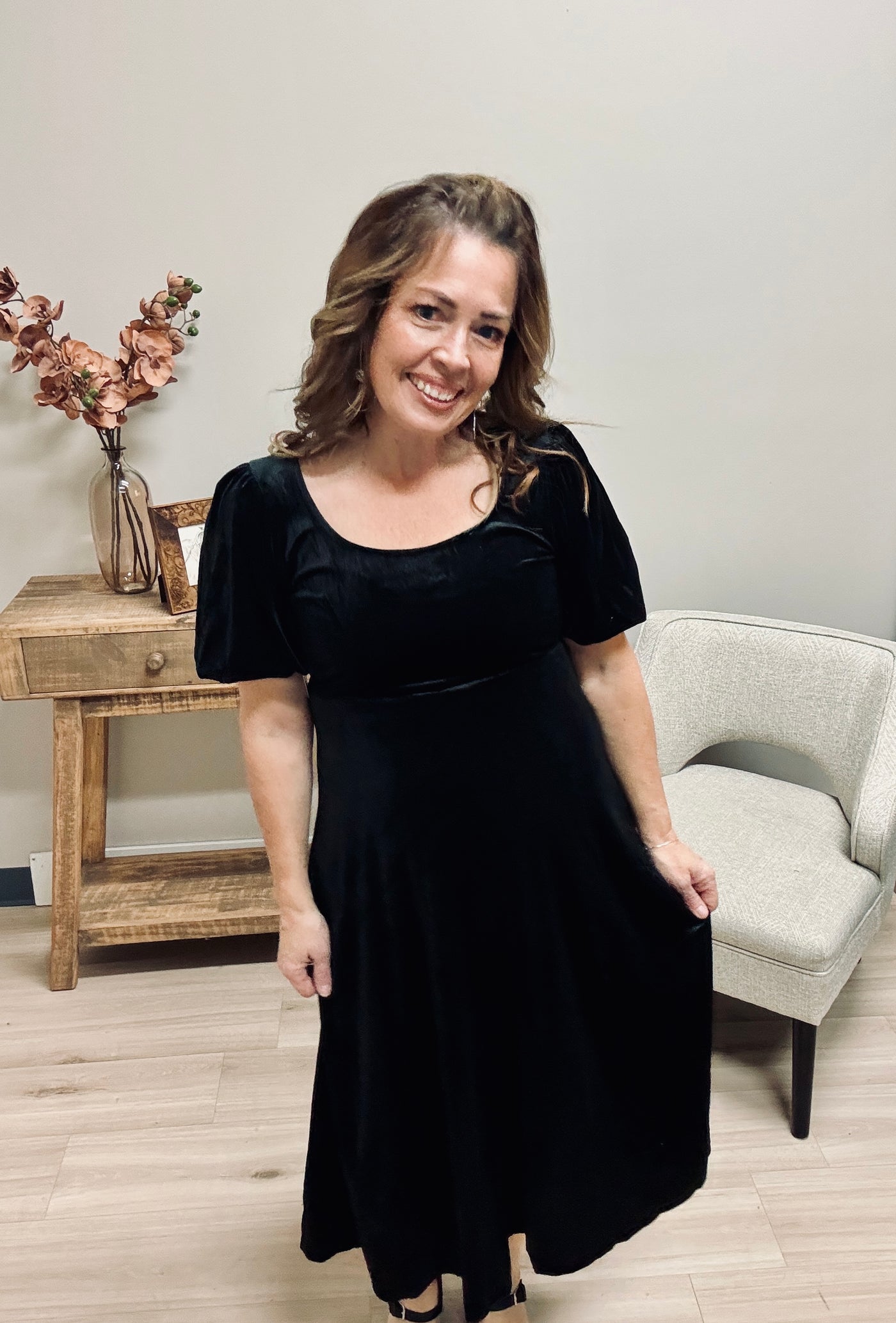 Judy Velvet Midi Dress