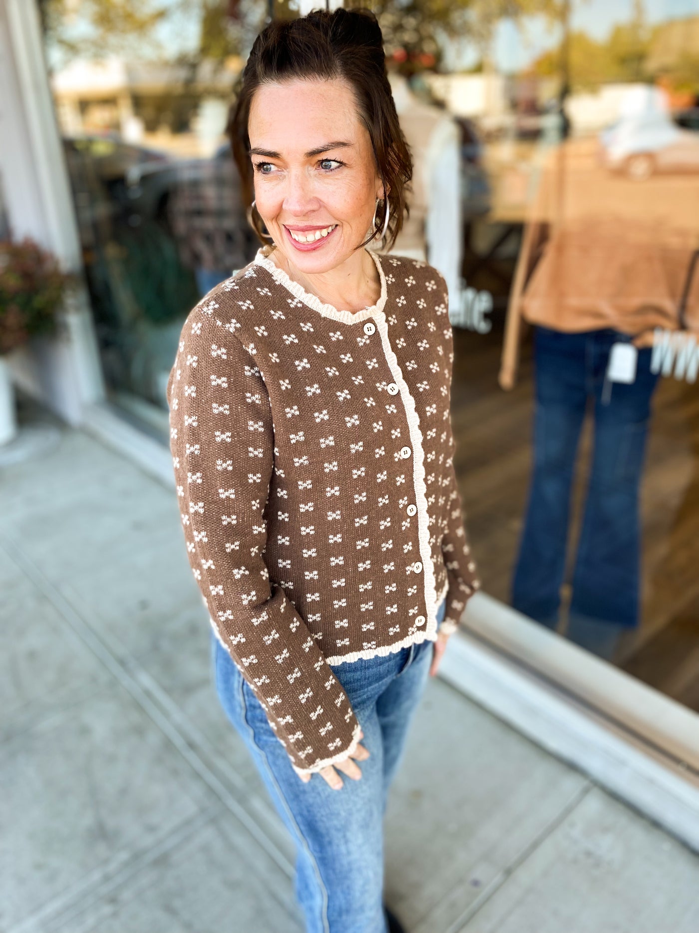 Dainty Daisy Cardigan