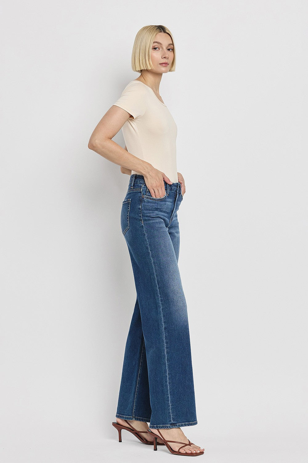 Cheryl Loose Jeans