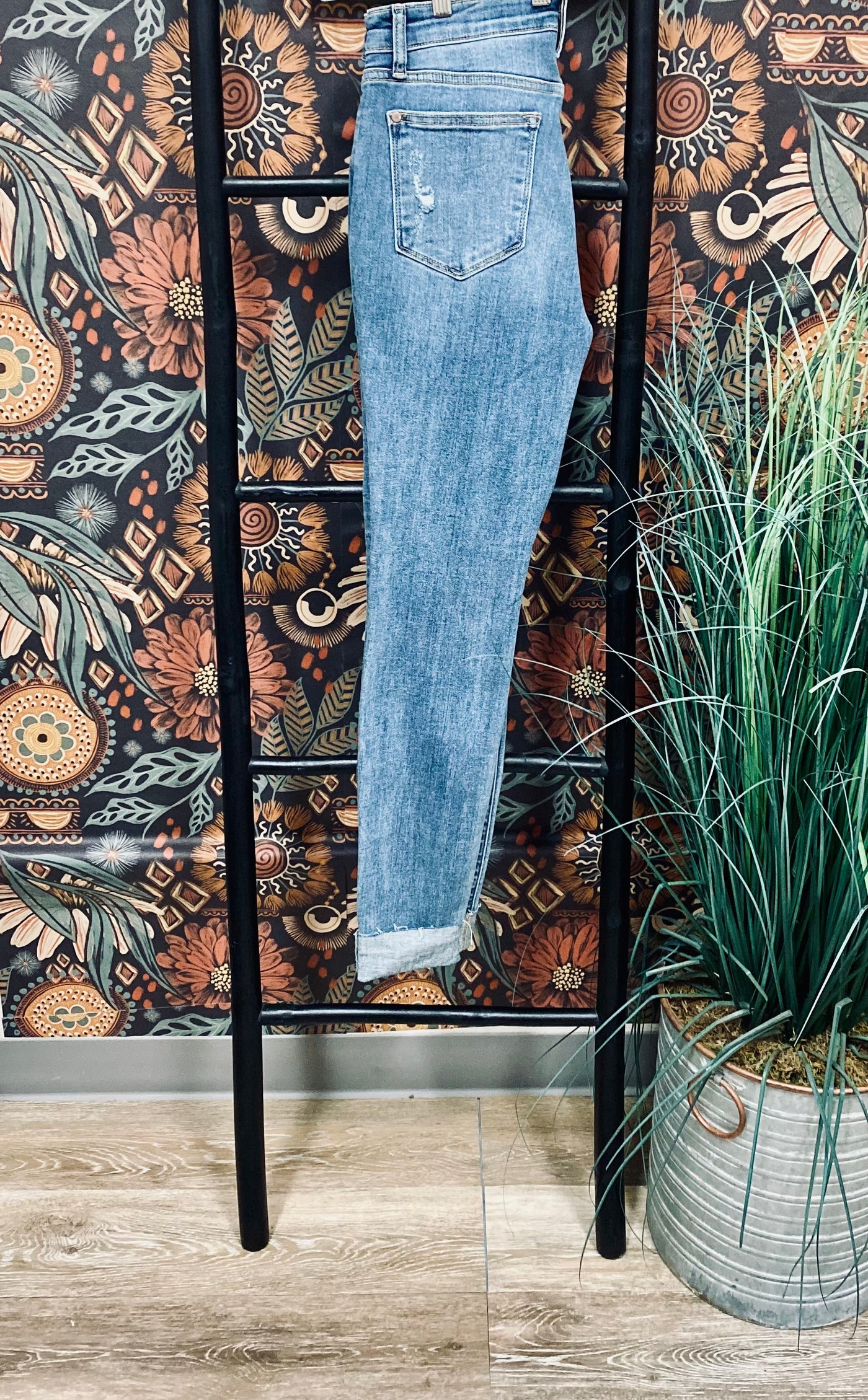 Marlow Distressed Skinny Jeans