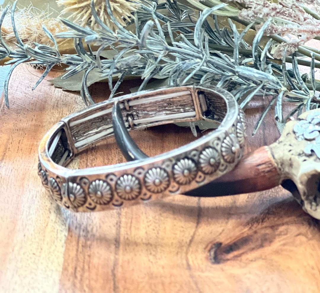 Daisey Bracelet