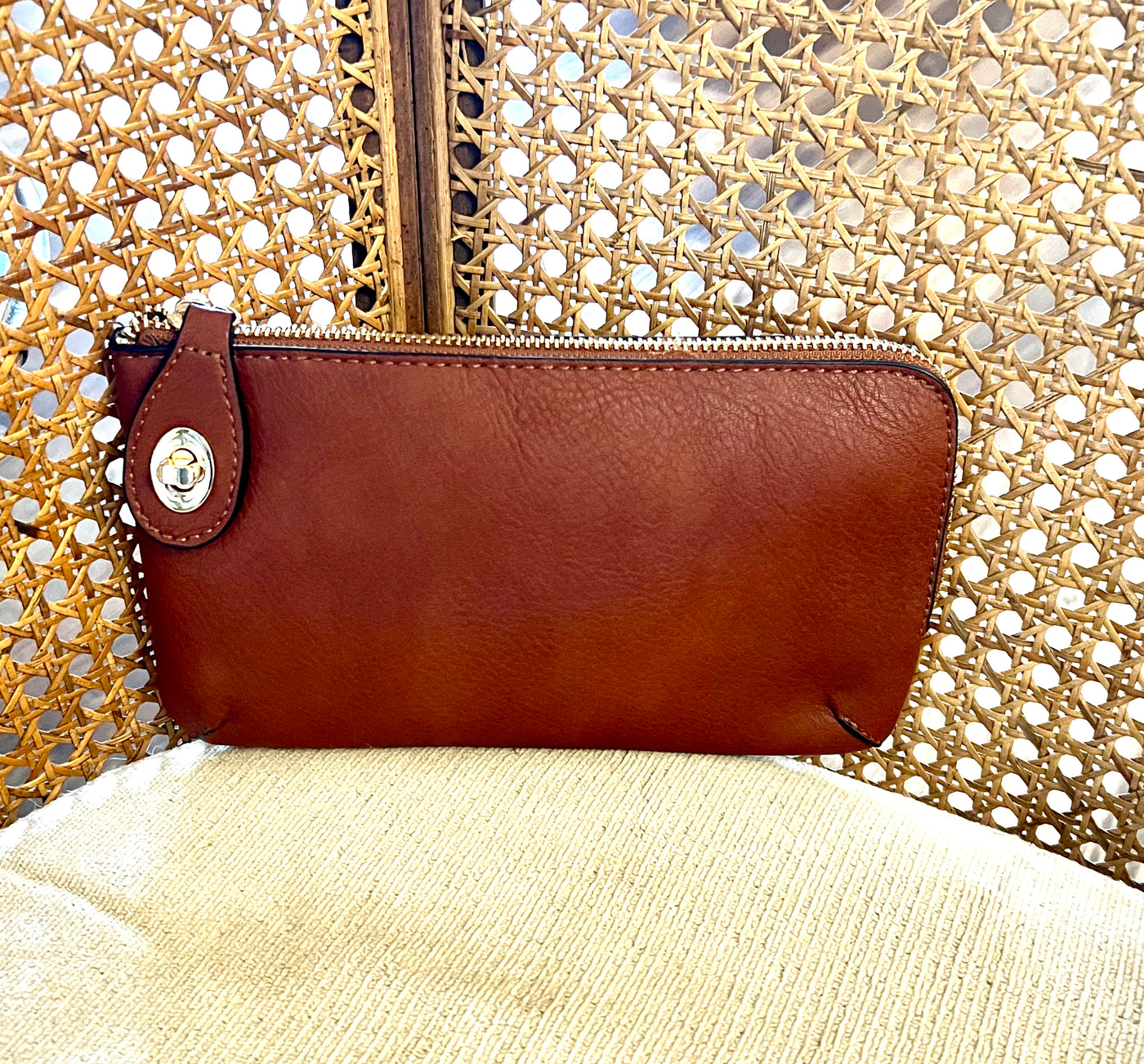 Kendall Crossbody Wristlet